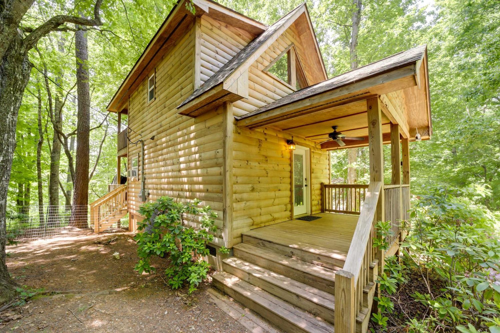 Cozy Whittier Cabin And Yard And Hot Tub, Pets Welcome Esterno foto