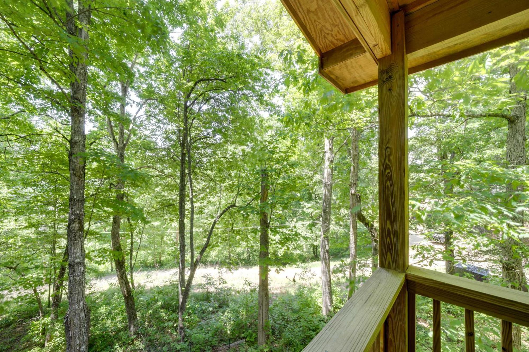Cozy Whittier Cabin And Yard And Hot Tub, Pets Welcome Esterno foto